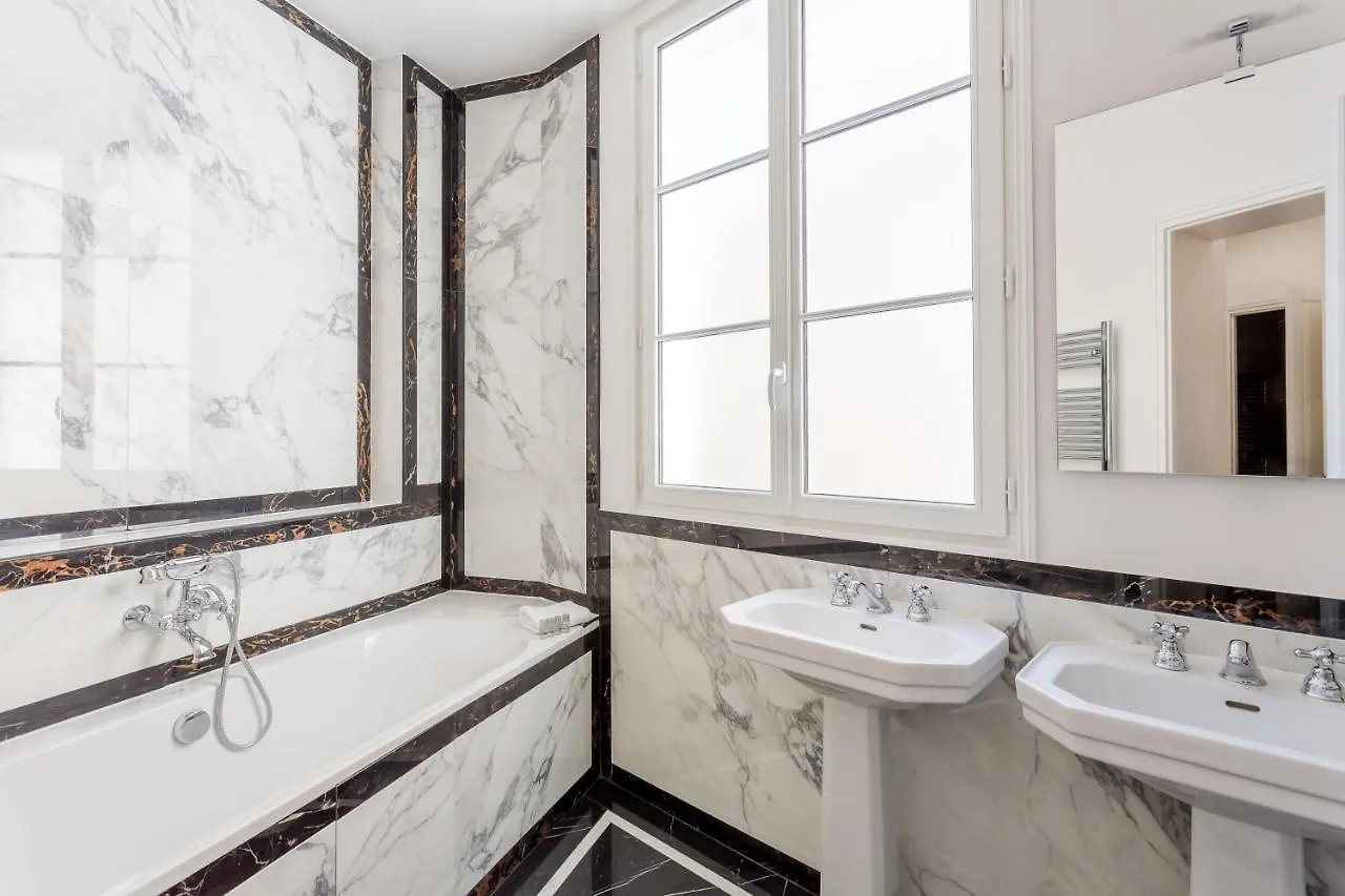 Apartman La Du Senateur