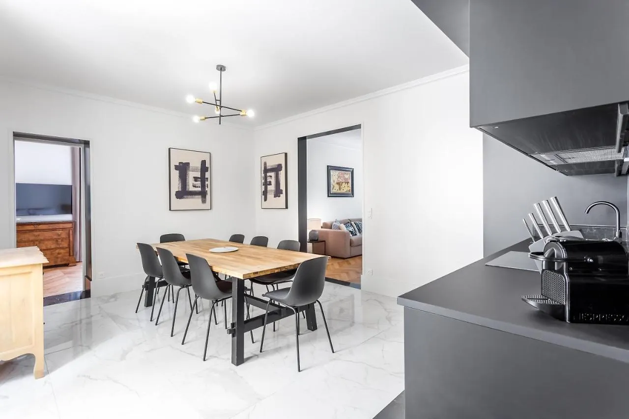 Apartman La Du Senateur Párizs